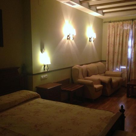 Hotel El Mano Huéscar Zimmer foto